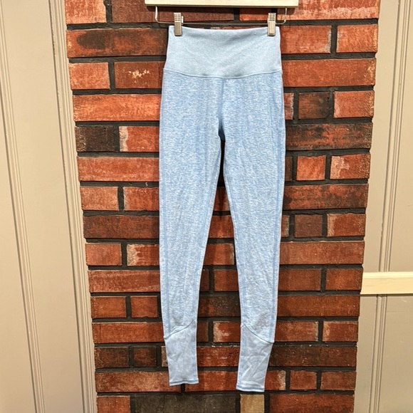 Alo Light  Blue Leggings - Picture 1 of 8